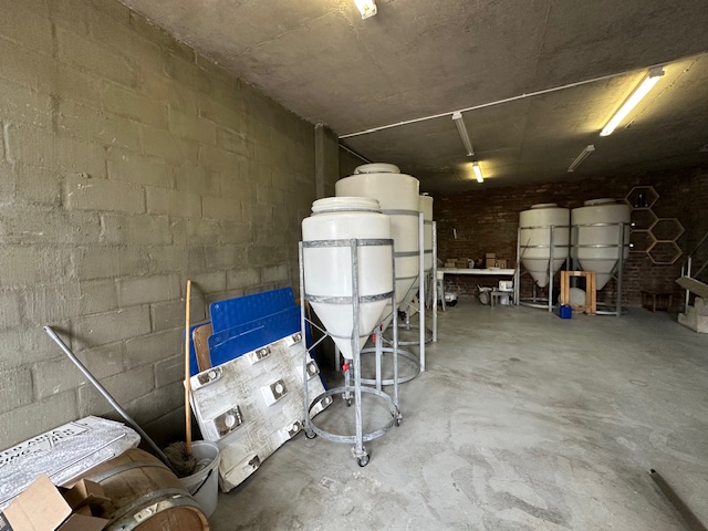 To Let commercial Property for Rent in Maitland Western Cape